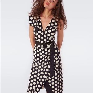 Diane Von Furstenberg Conno Wrap Dress Abstract Black Size 16 NWT